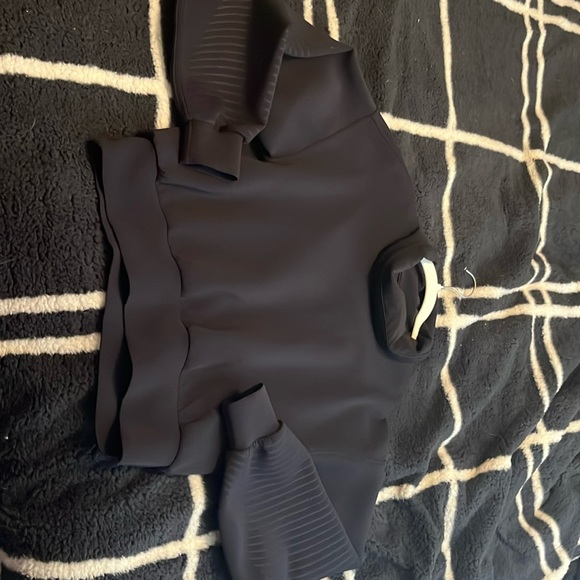 Lulu turtle neck with ribbed sleeves - Picture 1 of 2